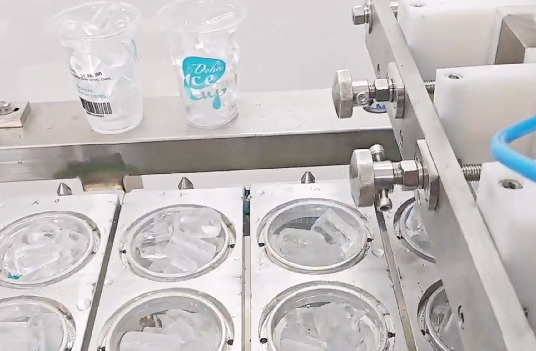 Two lines ice cube cup filling and  sealing machine with cup washing